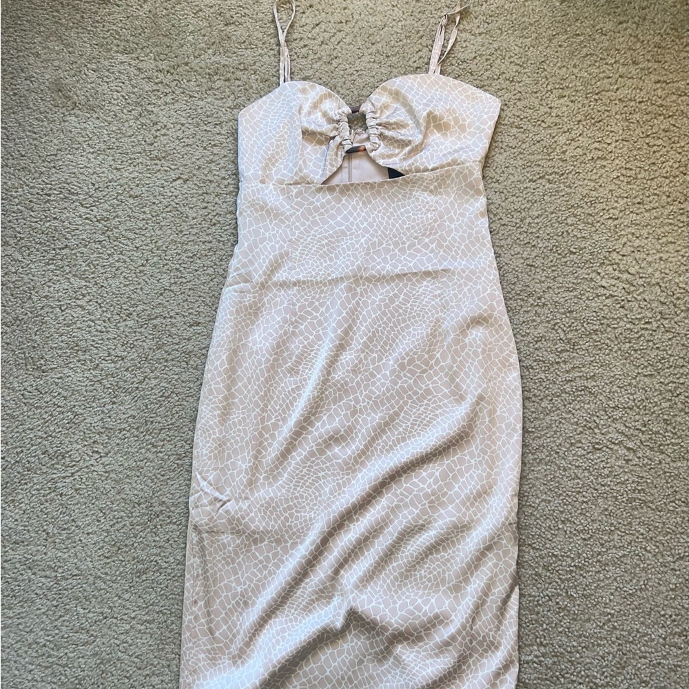 Forever 21 Cream Strapless Dress